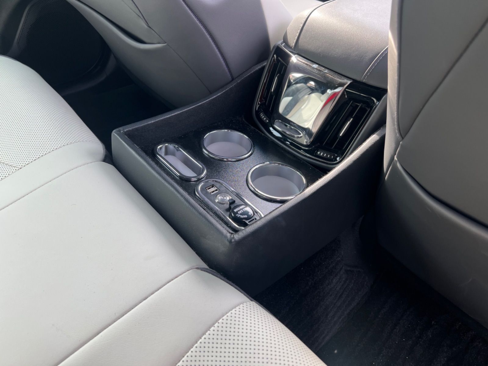 220クラウン rsアドバンス センターコンソール azsh20 ars220 トヨタ