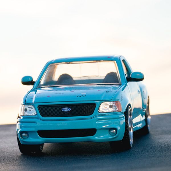 ホットウィール ブールバード '99 フォード F-150 SVT