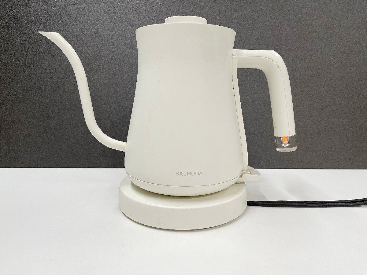 BALMUDA The Pot 0.6L 電気ケトル ホワイト ○BALMUDA バルミューダ 