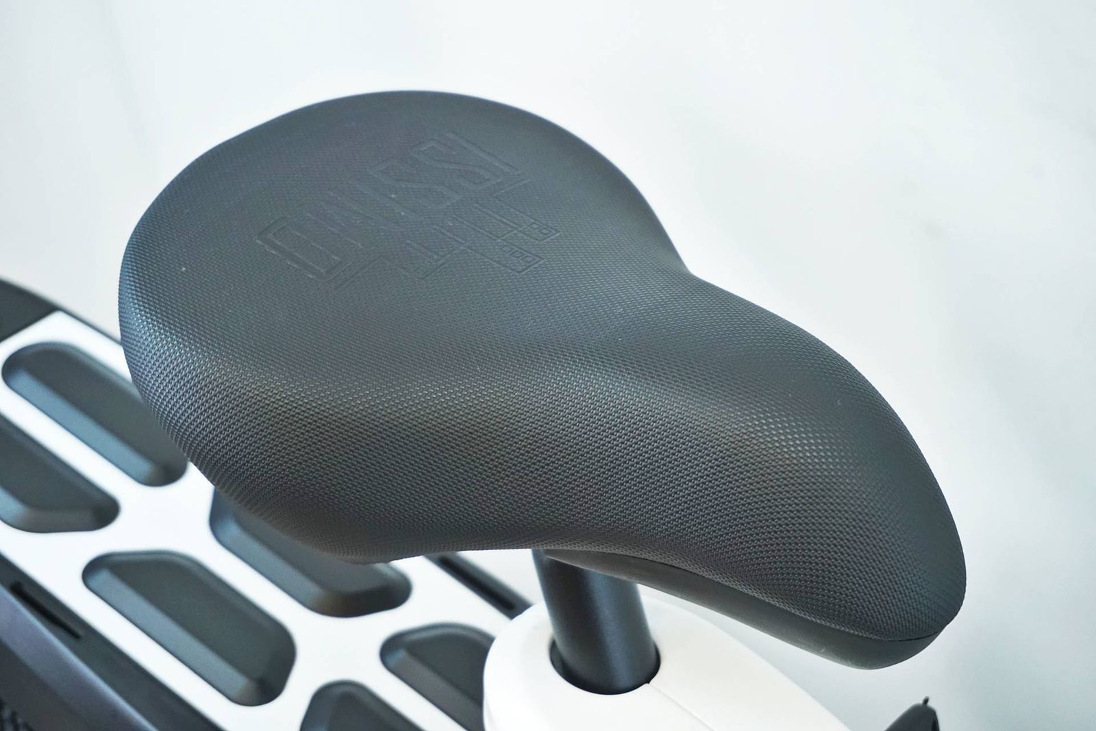 2025年モデル e-bike