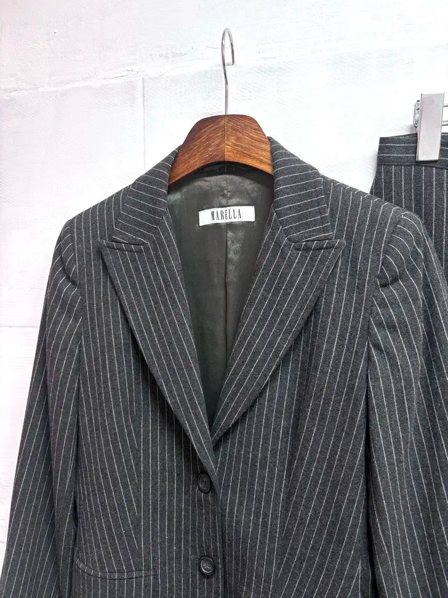 MAX MARA マックスマーラ MAXMARA マレラ MARELLA ピンストライプ セットアップ