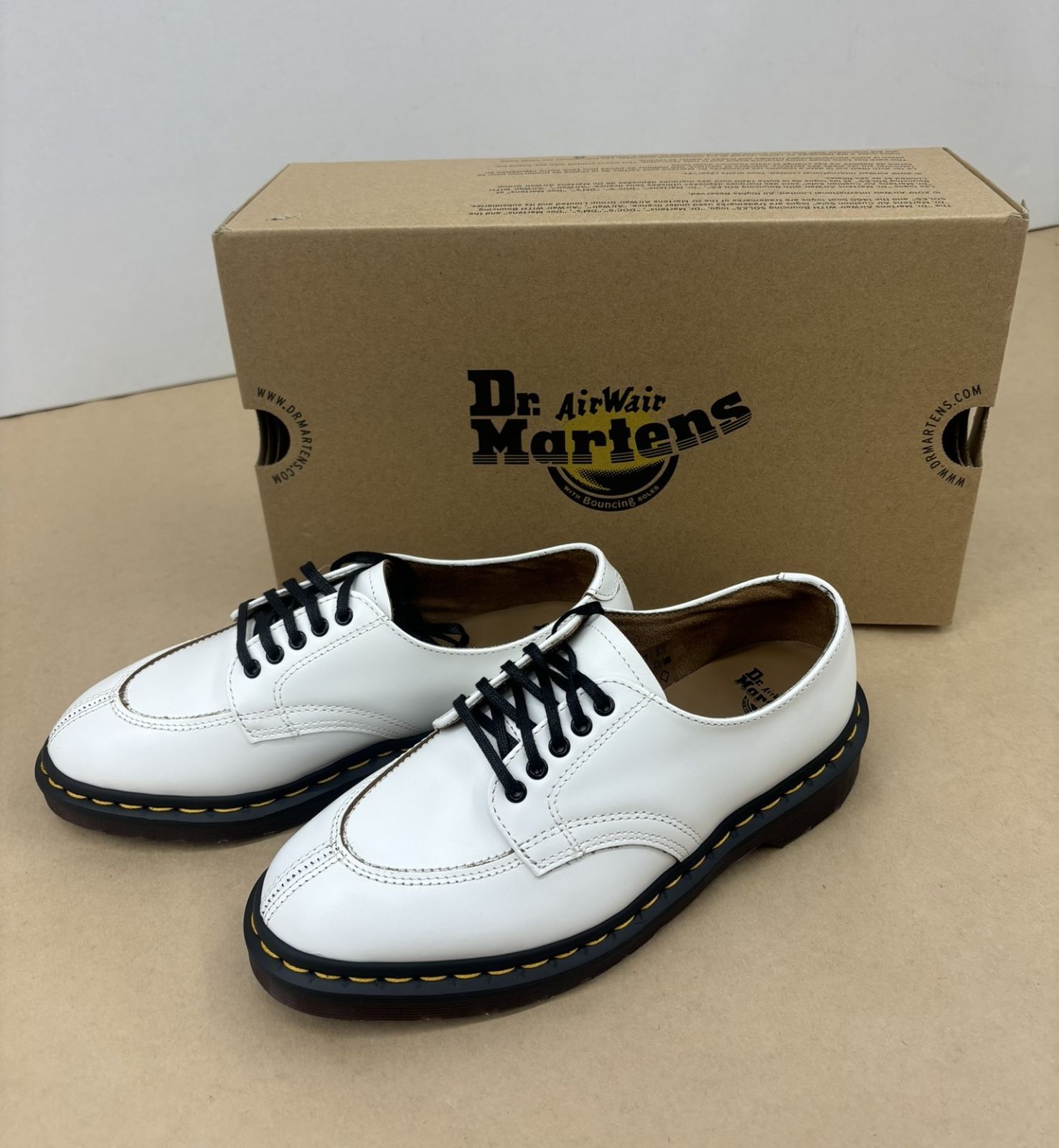 Dr.Martens /ドクターマーチン 5 ホール シューズ 2046 5 Eye SHOE 
