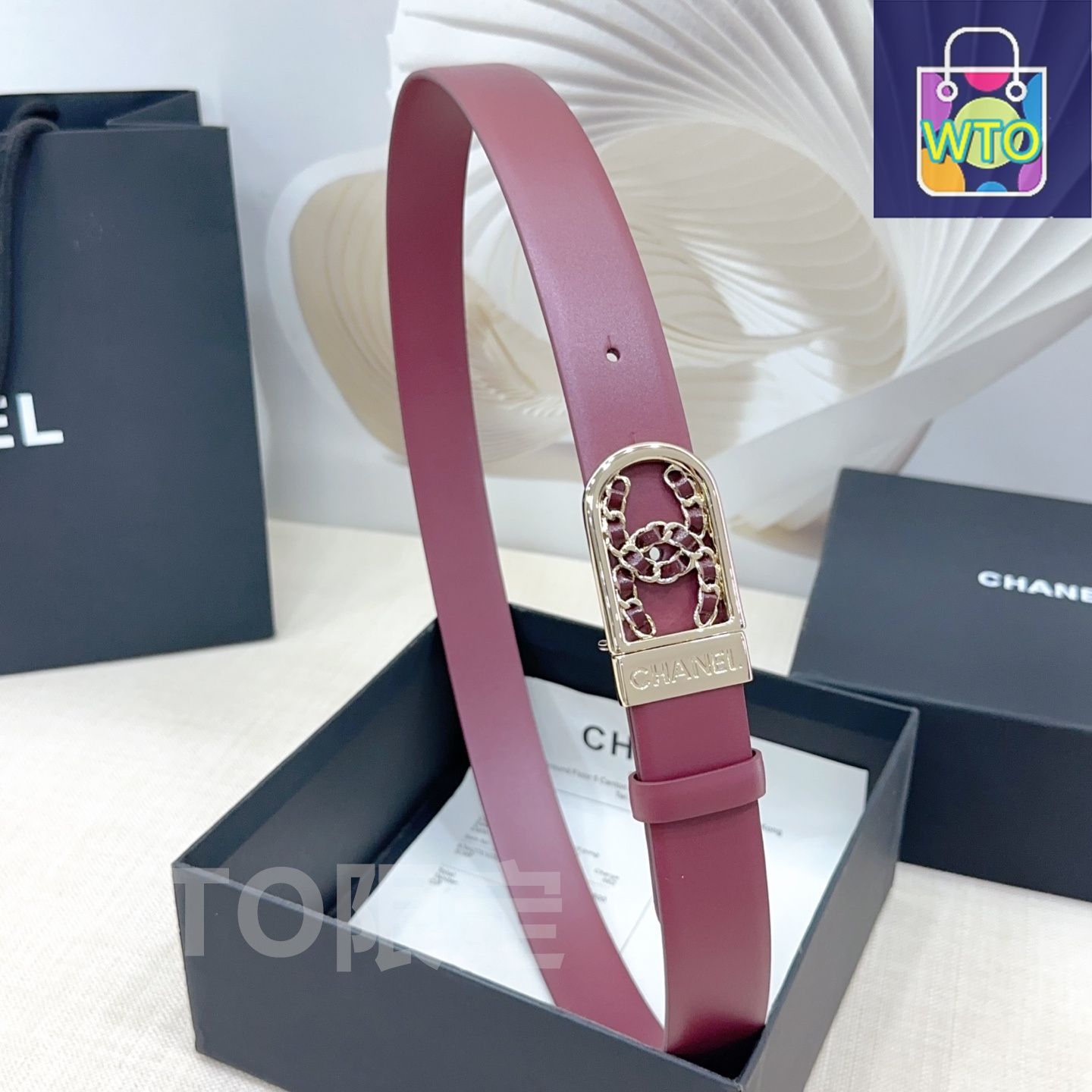 チ*ん様 CHANEL バーガンディ レザーベルト ダブルCロゴ 今日特価】Chanel Double C レザーベルト - メルカリ