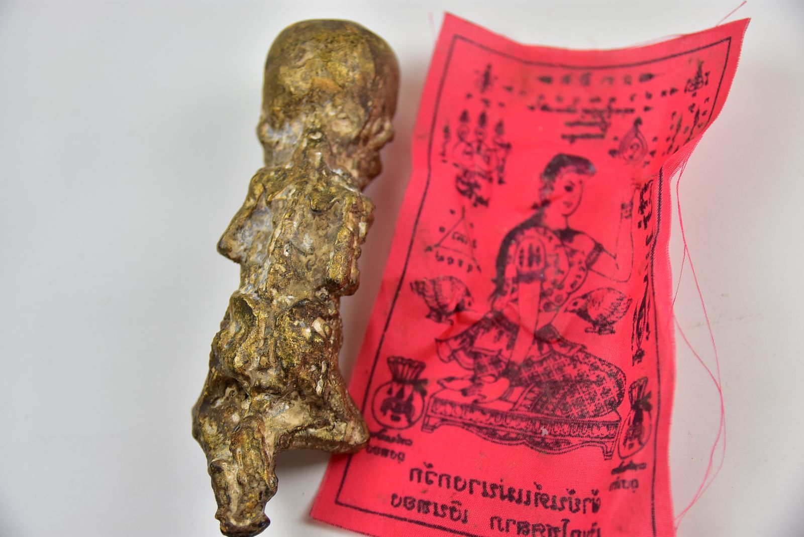 タイ呪物 呪符 クマントーン ルッククロック 金運・開運・商売繁盛の 