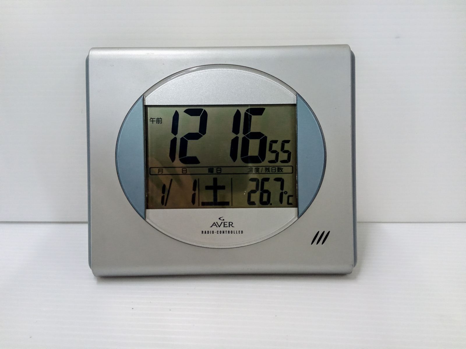 AVER RADIO-CONTROLLED 電波掛け時計【中古品】 AVER RADIO-CONTROLLED 電波掛け時計【中古品】
