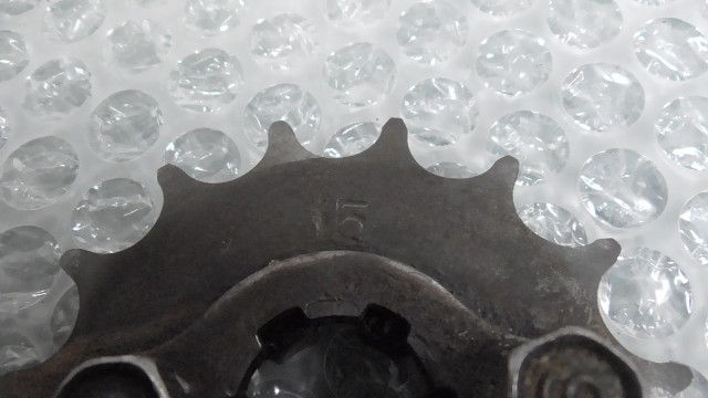 SEROW セロー225 1KH-039xxx の フロントスプロケット:#1750898739