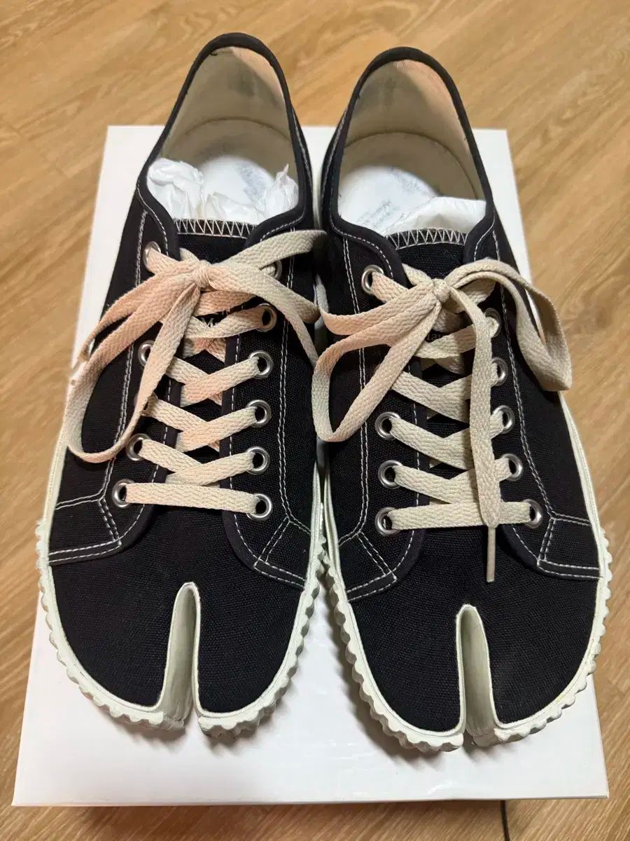 メゾン Maison Margiela(メゾンマルジェラ) 足袋 スニーカーズ