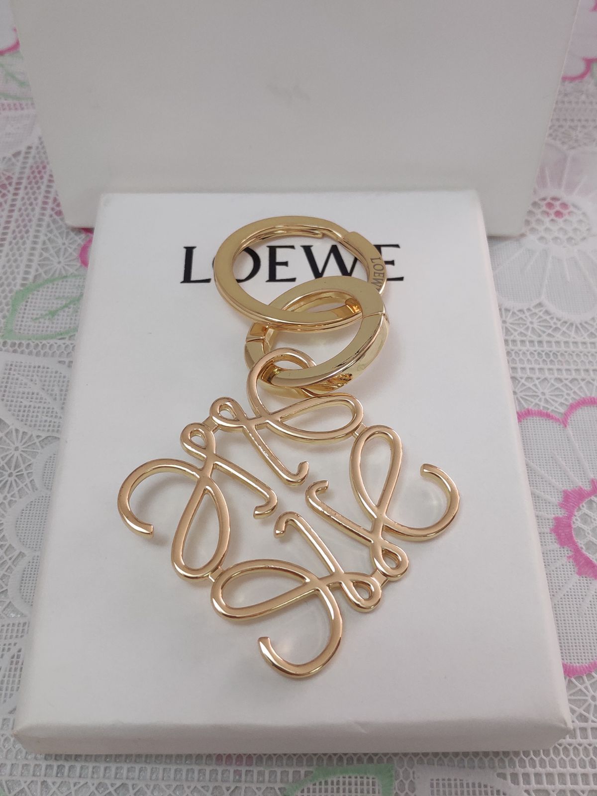 極美品✨　保存袋付き　LOEWE　ロエベ　キーリング　アナグラム　キーホルダー LOEWE Anagram(ロエベ アナグラム) キーホルダー・キーリング