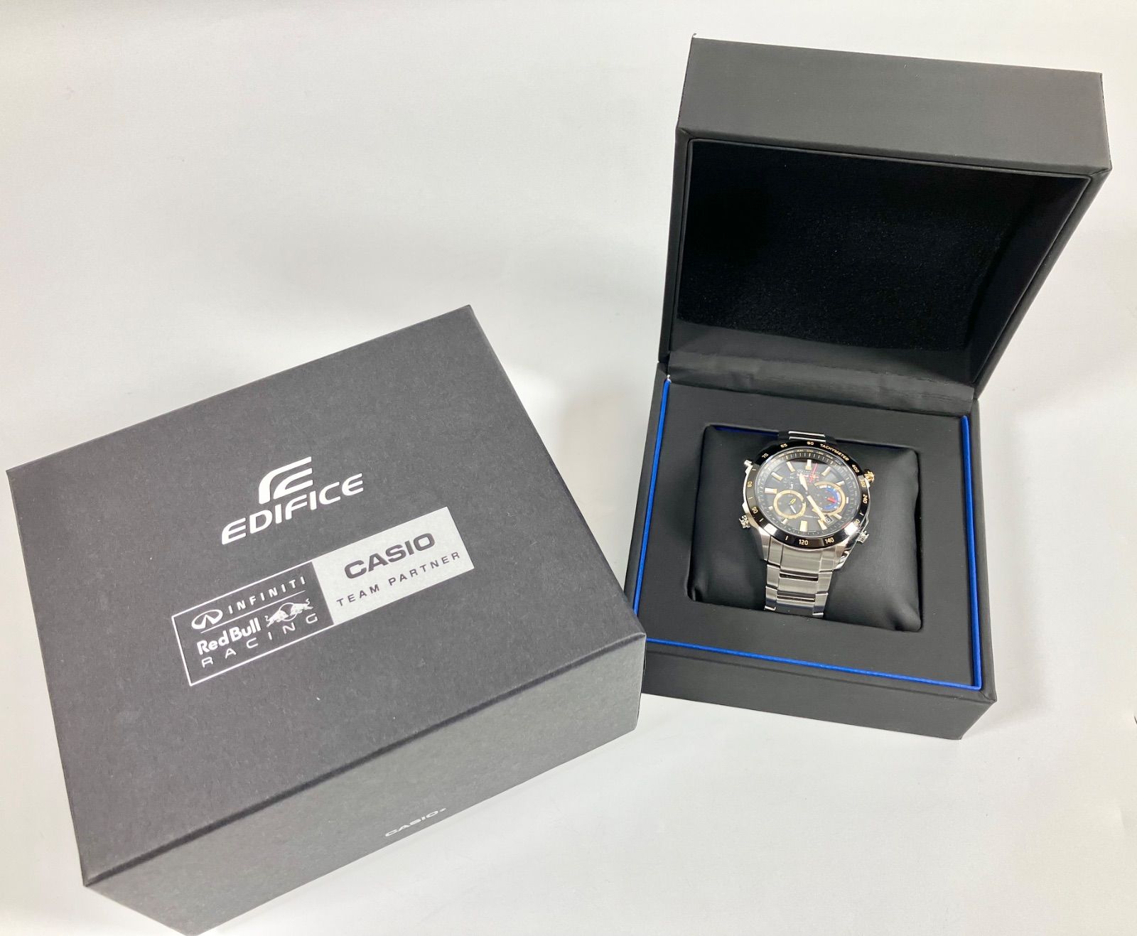 B-69 稼動品 CASIO カシオ EDIFICE エディフィス INFINITI RedBull RACING インフィニティ レッドブル レーシング ソーラー腕時計 アナログ腕時計 腕時計 時計 デイト機能 コラボモデル ロゴ 黒文字盤 保管