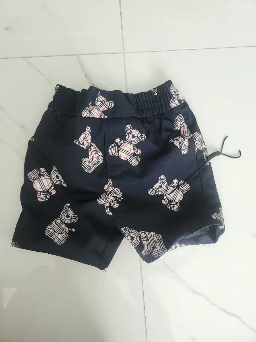 Burberry Kids バーバリーキッズ トーマス ベア 半ズボン 18M