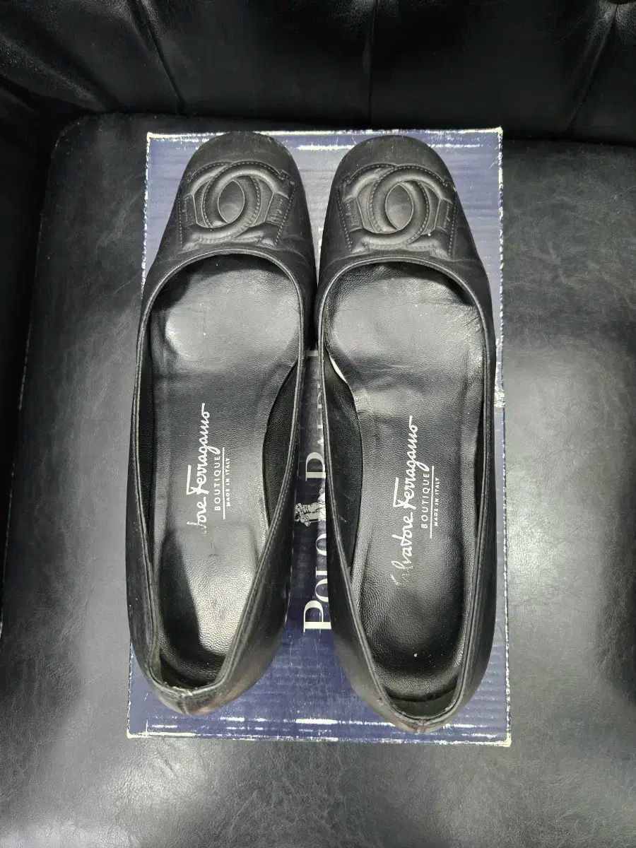 フェラガモ スニーカー ローファー シューズ 6C サイドゴア フェラガモ