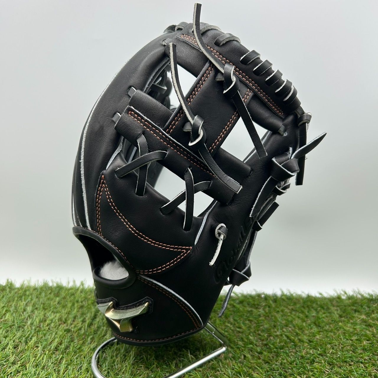 M0745 Mizuno