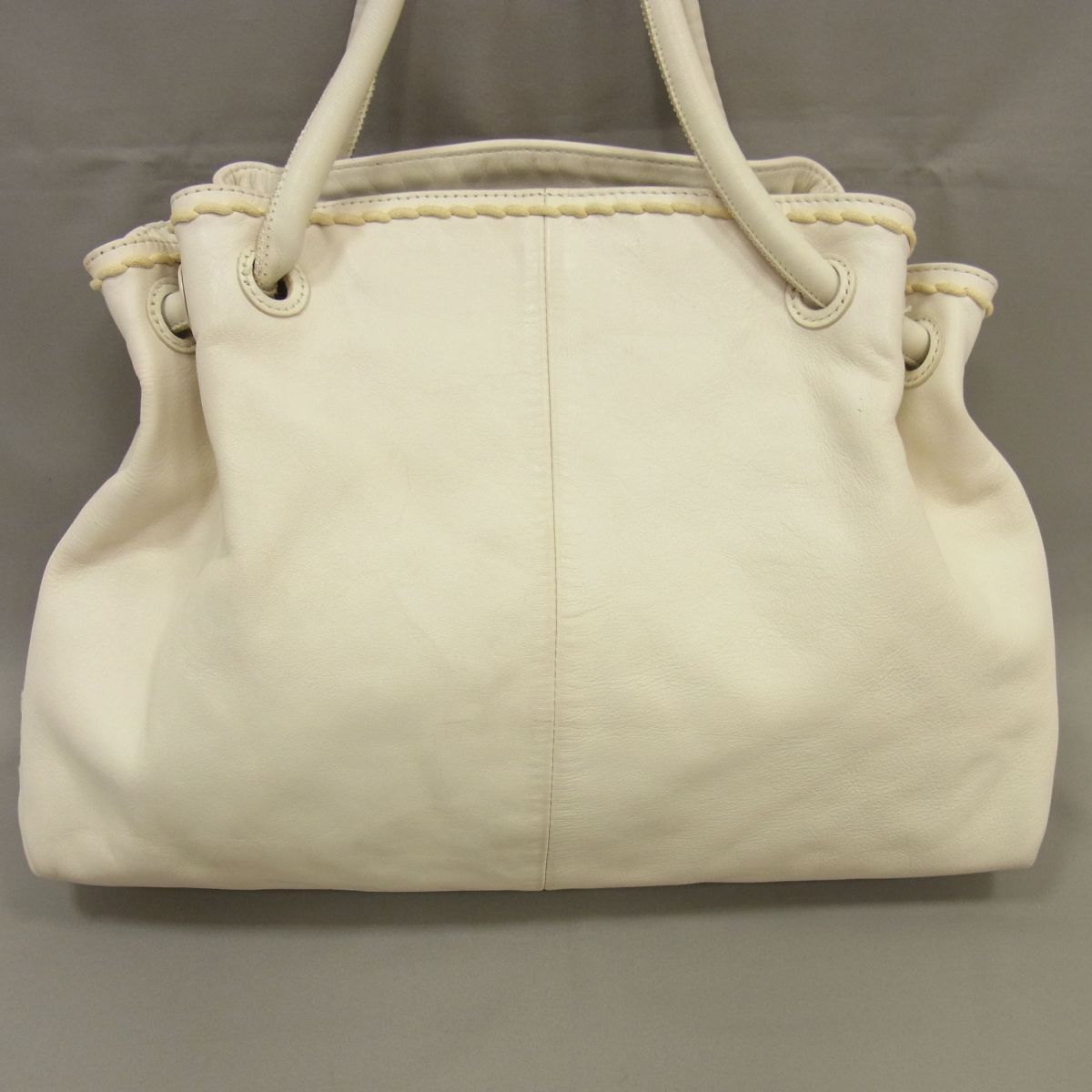 ◇FURLA フルラ レザー トートバッグ ハンドステッチ 肩がけバッグ 