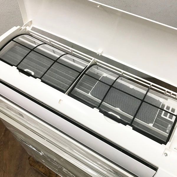 ダイキン 【引取希望・配送要相談】DAIKIN ルームエアコン 4.0kW 14畳 光触媒集塵脱臭フィルター新品 単相200V 2020年製  F40XTEP - メルカリ