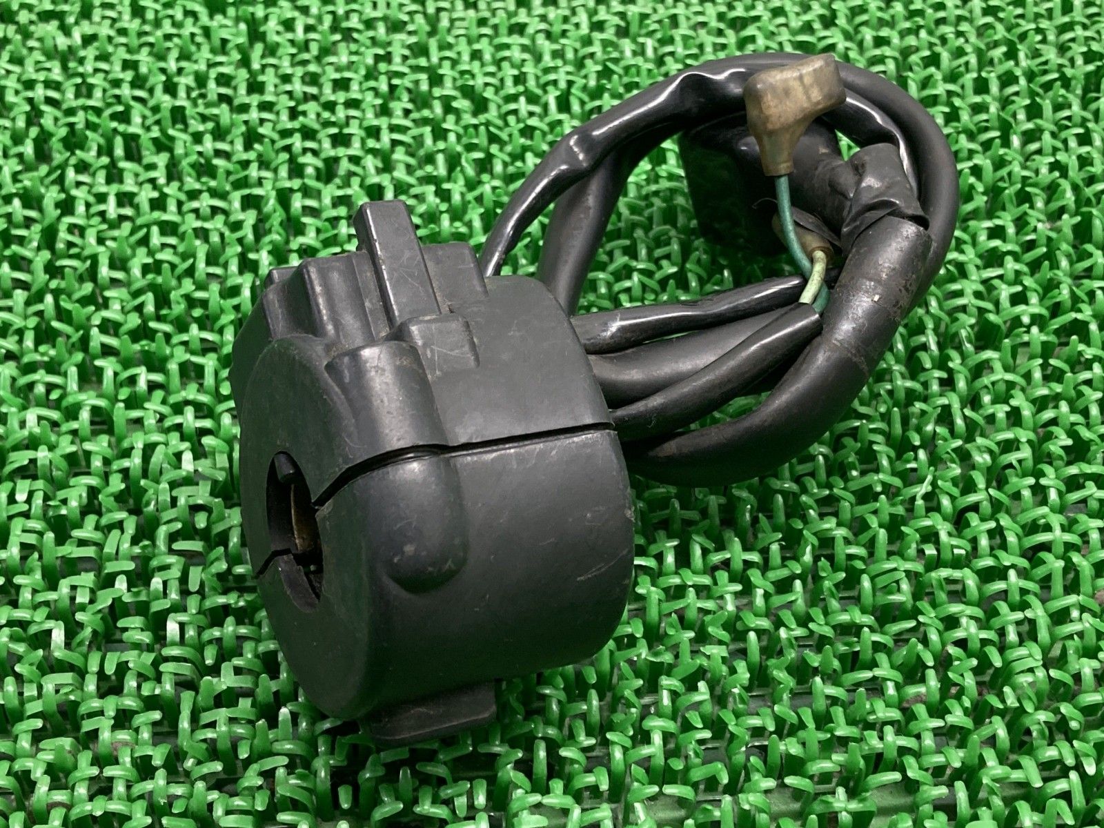 NS-1 ハンドルスイッチ 左 HM-28QB-T ホンダ 純正 バイク 部品 AC12 エヌワン スイッチボックス 割れ欠け無し 品薄 Iv