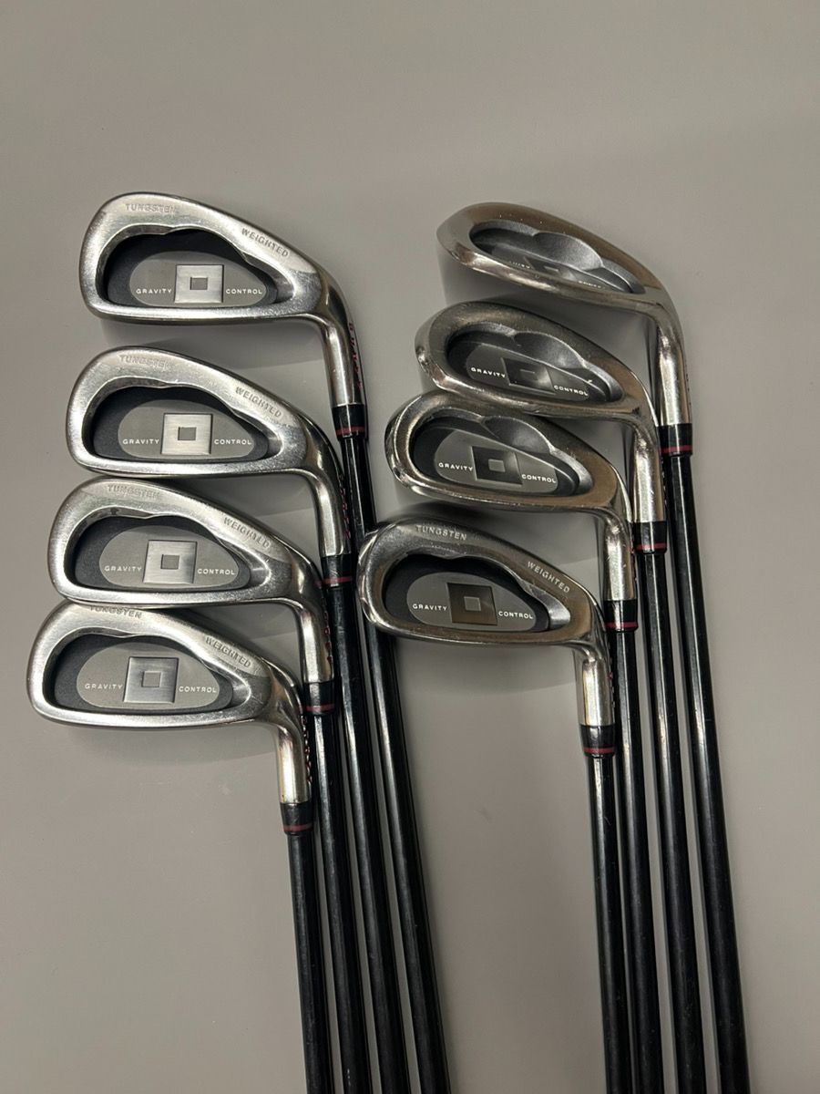 オノフ アイアン 5本セット（#6〜9、PW） AKA 2024年モデル NS PRO