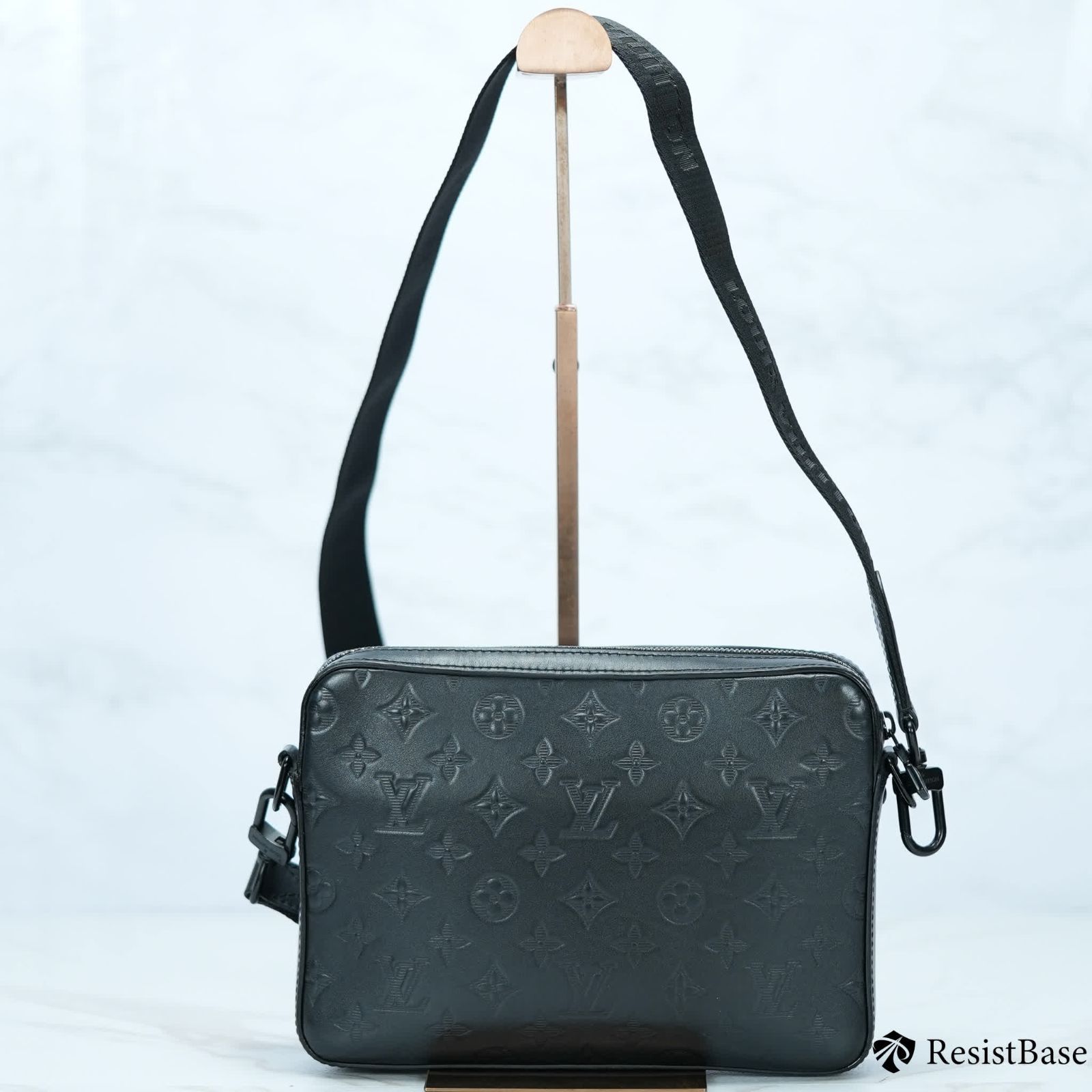 ルイ・ヴィトン モノグラム シャドウ デュオ メッセンジャー 黒