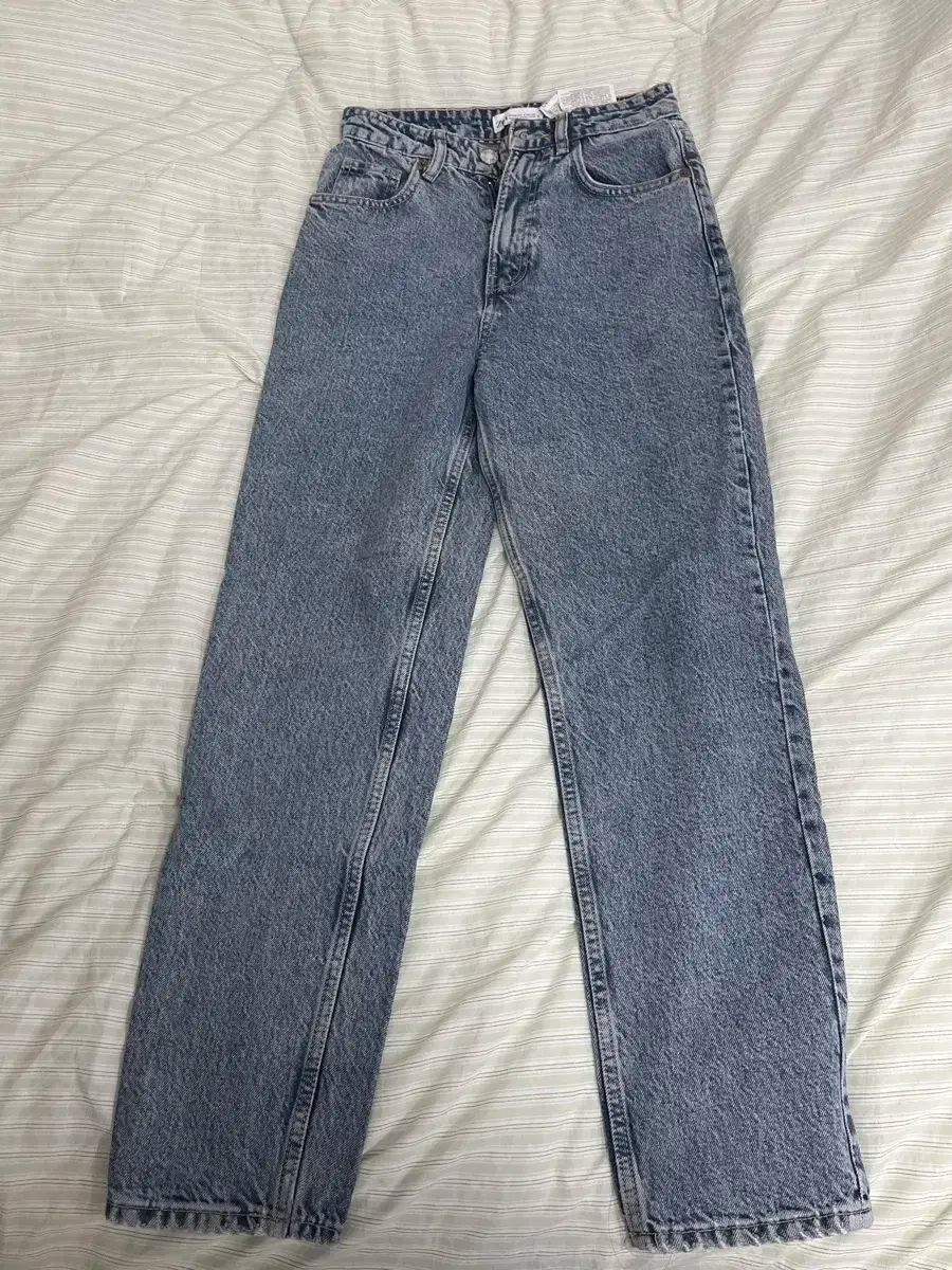 ZARA(ザラ) ママフィット デニム ジーン ジーンズ (ライトブルー