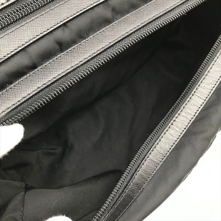 良品 PRADA プラダ 三角ロゴ プレート ナイロン サフィアーノ セカンド  