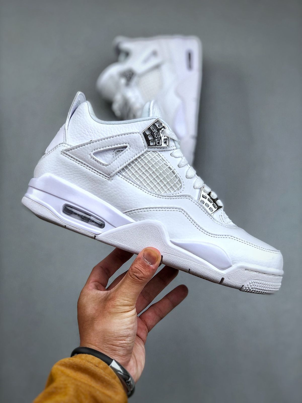 ナイキ スニーカー NIKE Jordan Air Jordan 4 retro pure money レトロバスケットボールシューズ