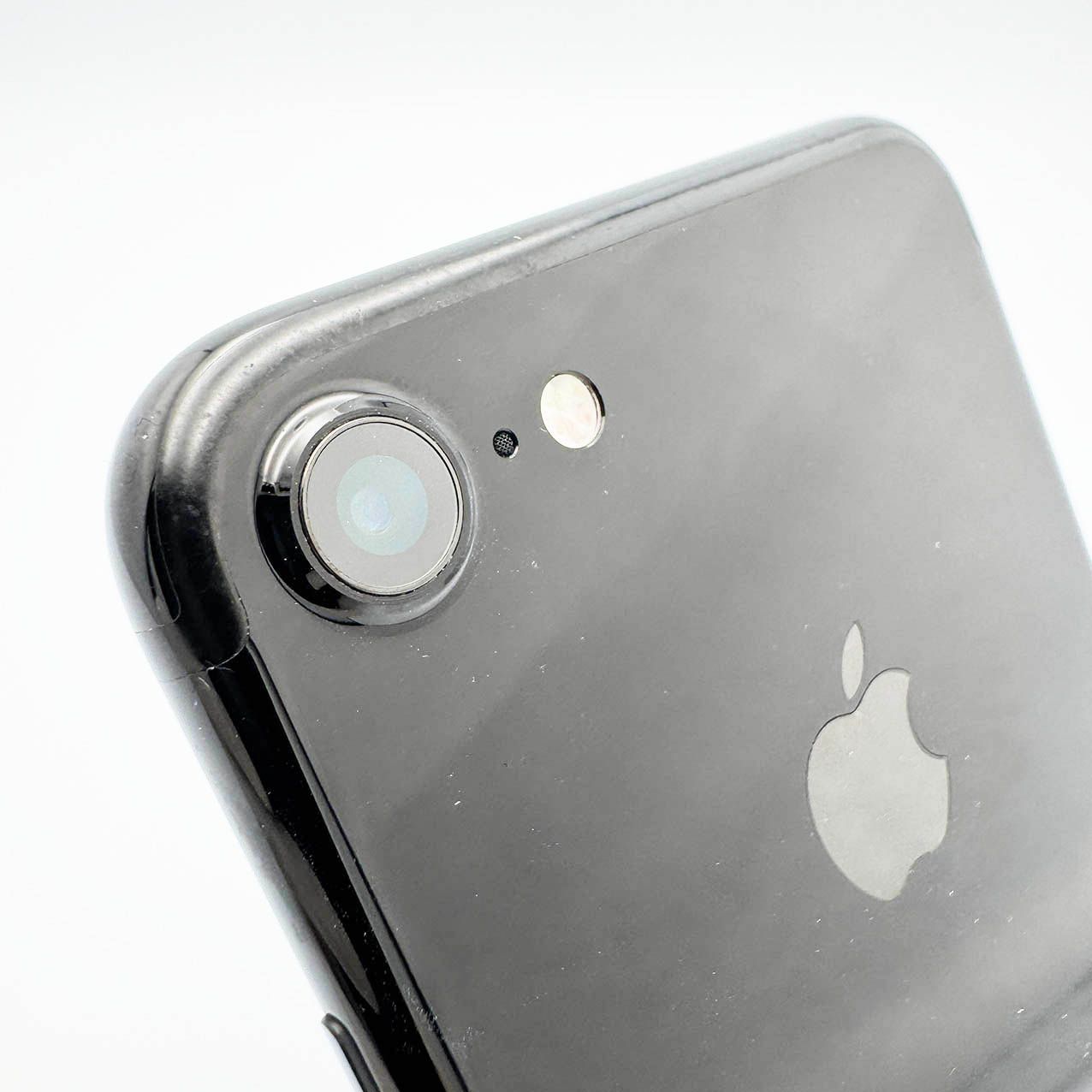 安い，新品 安心の1年保証 iPhone7 256GB ジェットブラック 本体 中古 