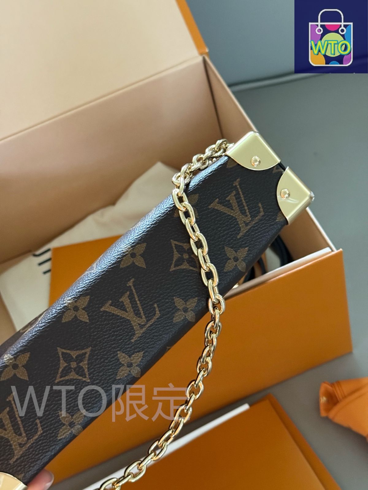 今日特価】LV ルイヴィトン サイドトランク シリーズ 精緻で実用