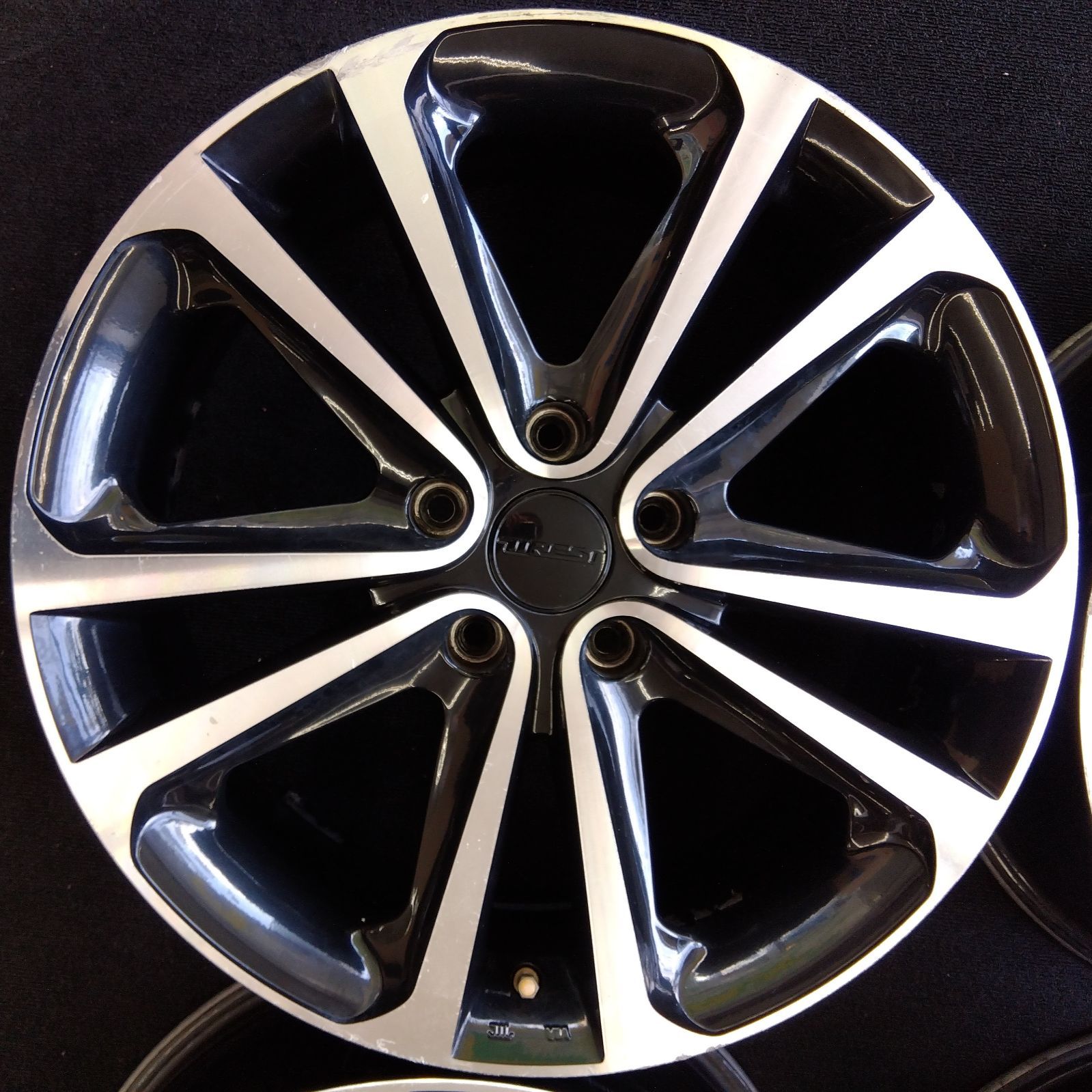 18×7J+48】中古 ホイール 4本セット MLJ ヴァレスト WREST WS-4 18 18×7J+48】中古 ホイール 4本セット MLJ ヴァレスト WREST WS-4 18