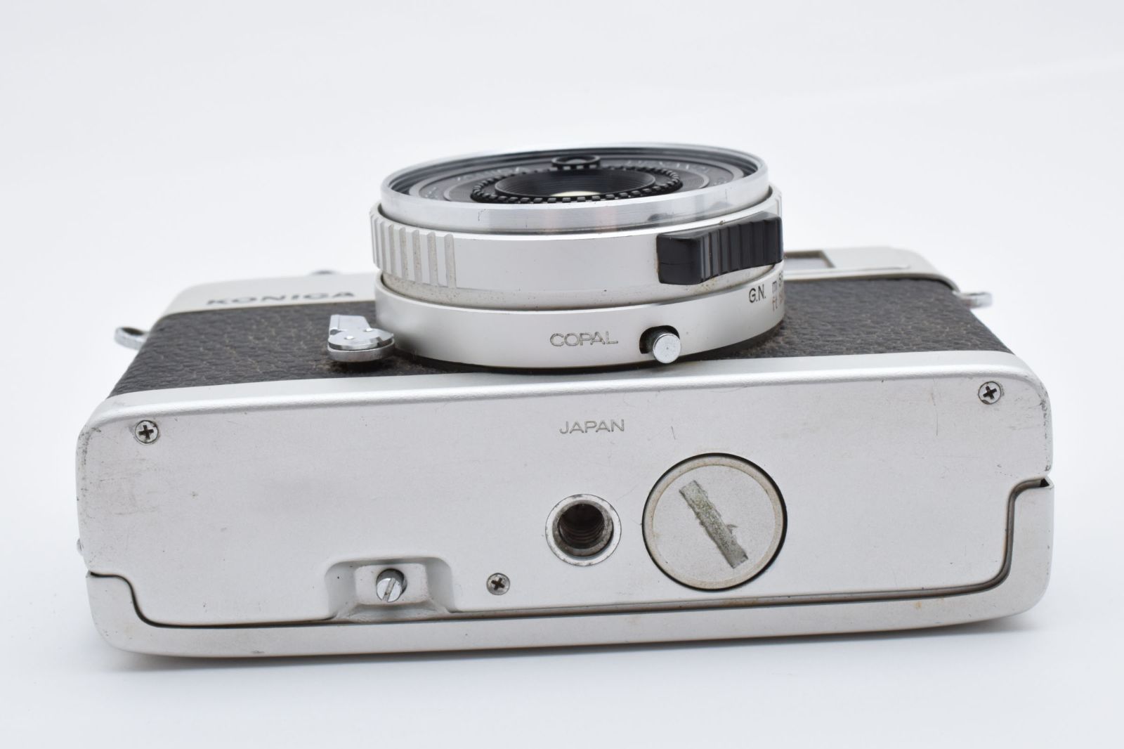 KONICA コニカC35 FDコンパクトフィルムカメラ KONICA C35FD - フィルムカメラレビュー｜Hisa Foto