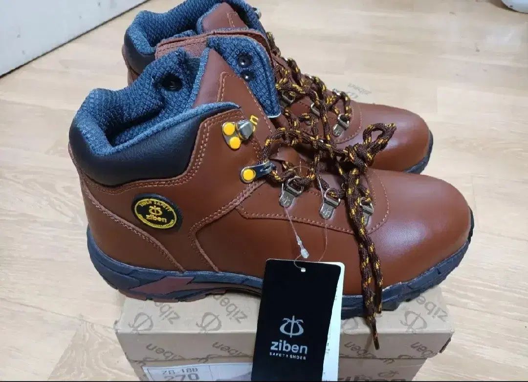 ニンニンページです ZIBEN(ジベン) 188 安全靴 270 チャック 新しいボックス ジベン