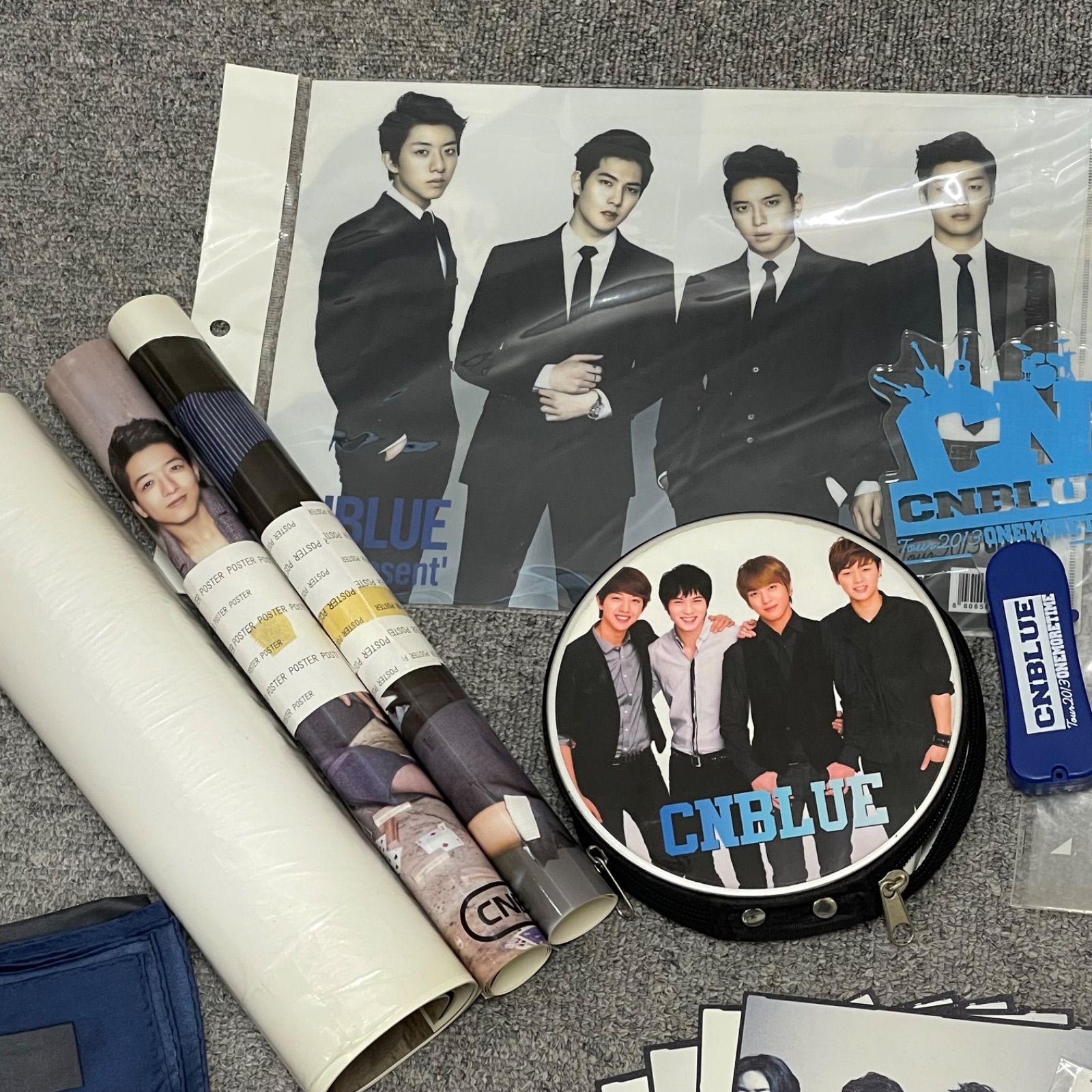NPA】CNBLUE グッズまとめ - メルカリ
