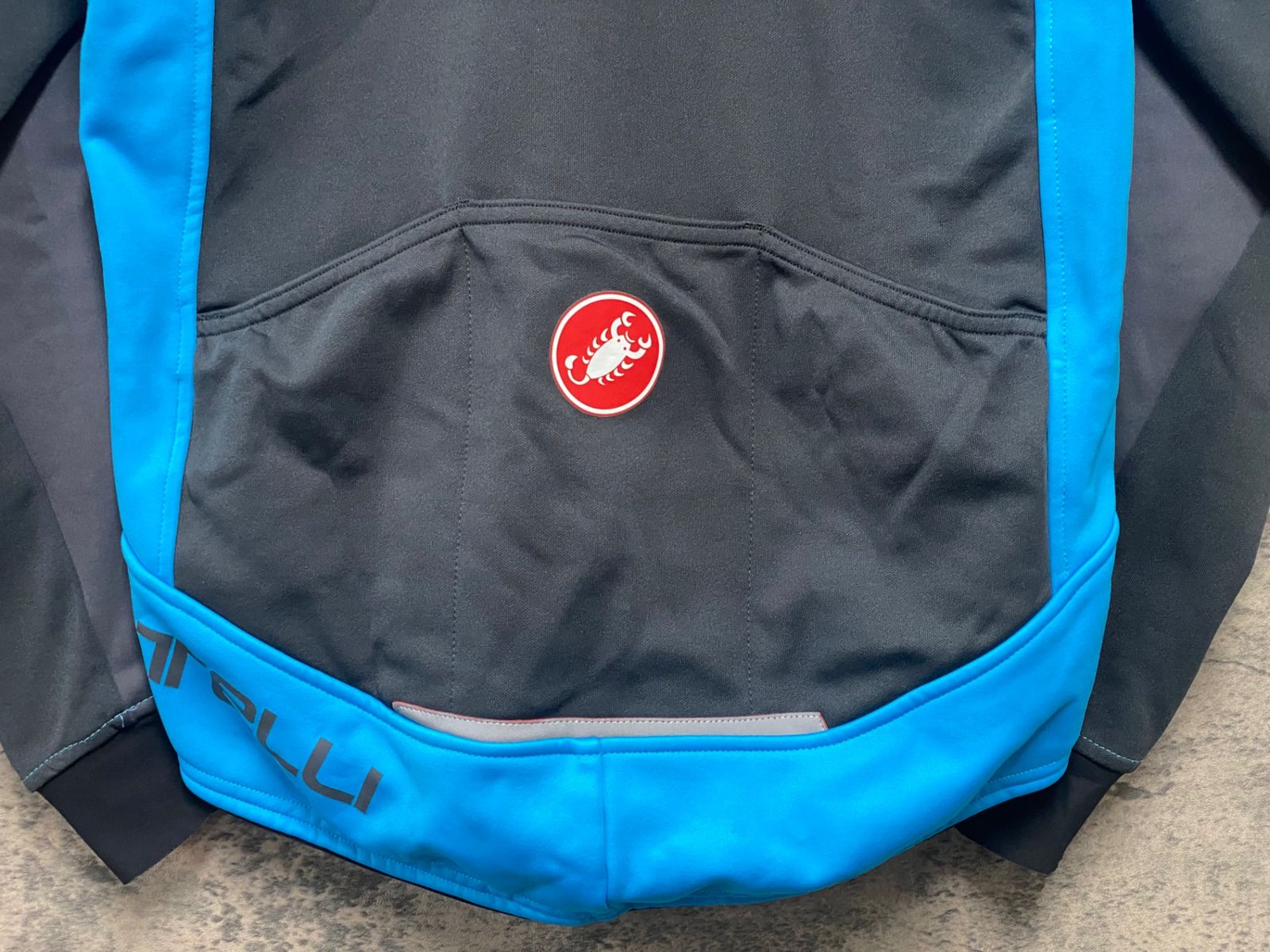 カステリ CASTELLI