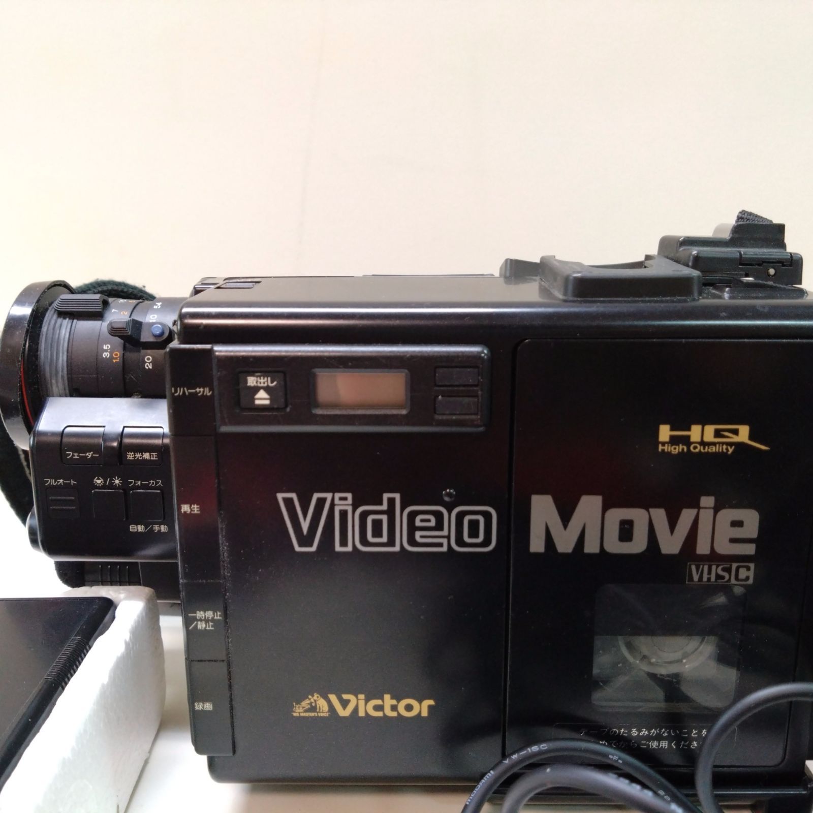411 【ジャンク】Victor ビクター ビデオカメラ GR-C7 - メルカリ