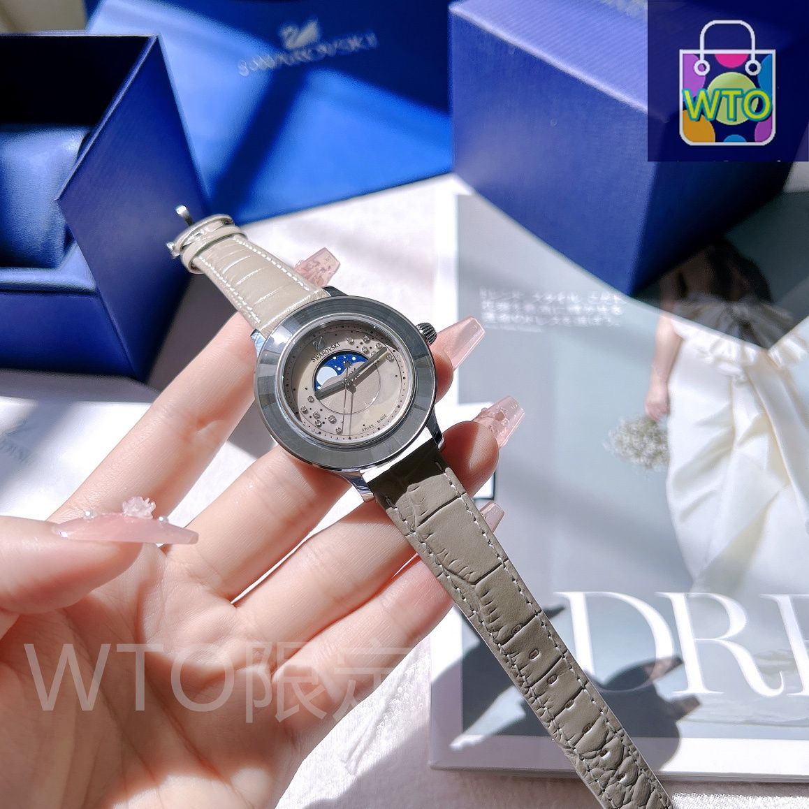 SWAROVSKI ブルー 星空デザイン 時計 sw5516305_1.jpg