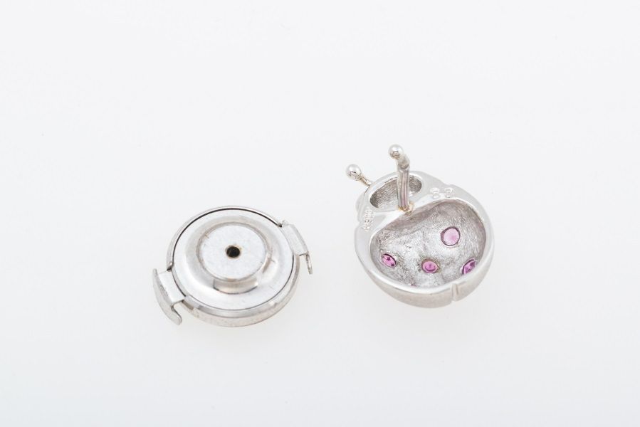 ピンクサファイア ピンブローチ