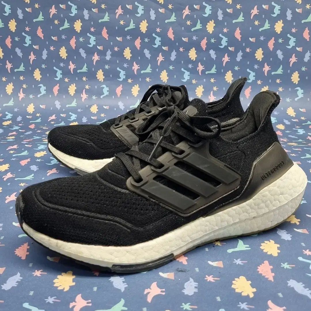 adidas(アディダス) ウルトラブースト 21 レディーススニーカー 240