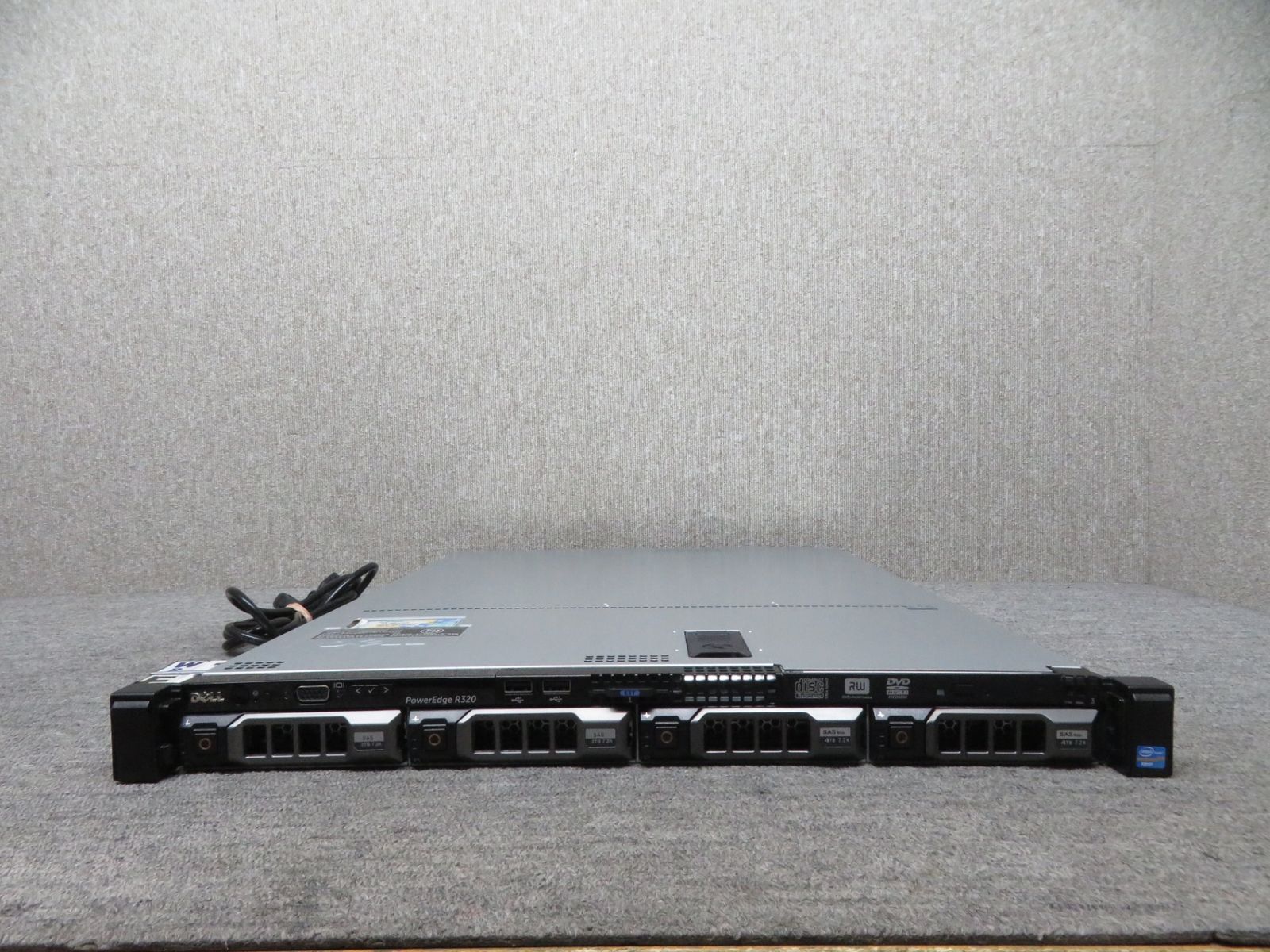 サーバー】◇ DELL PowerEdge R320 / 高性能Xeon E5-2403 / 高速起動  