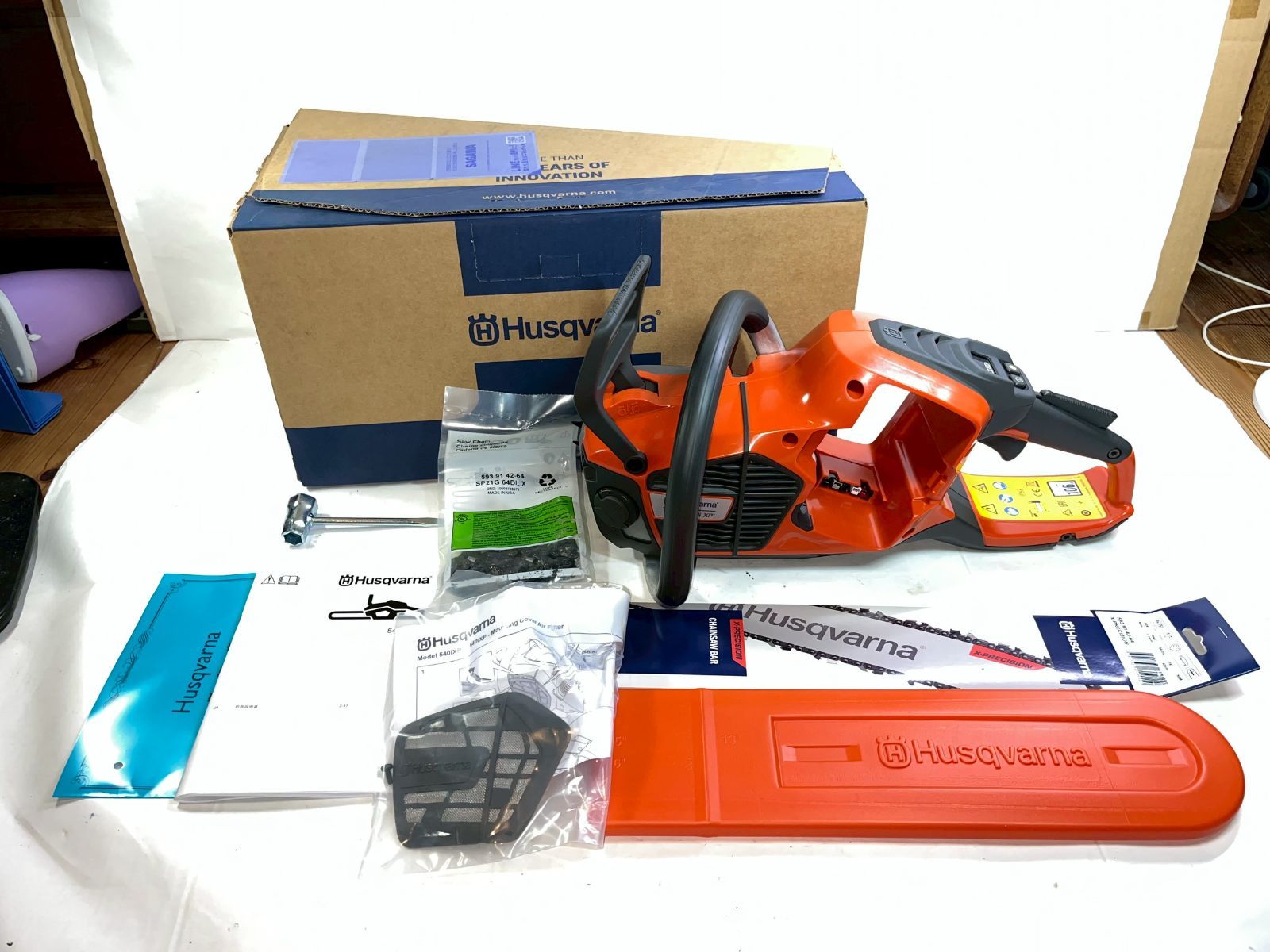 ♥ Husqvarna ハスクバーナ 540ixp 充電式チェーンソー バッテリー式チェーンソー チェンソー