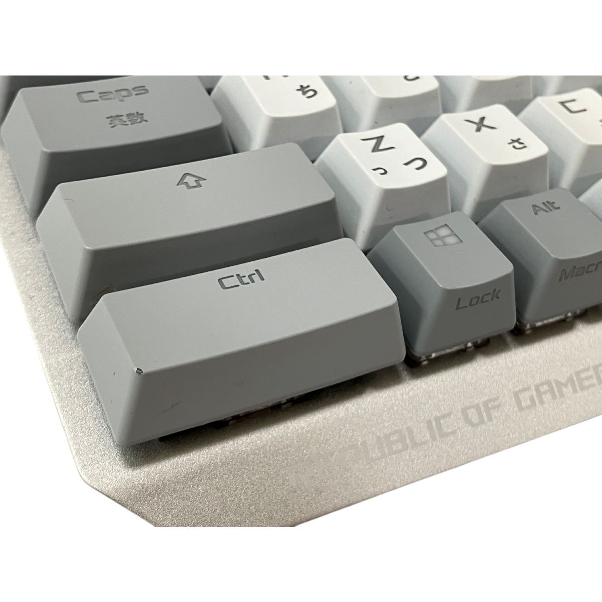 ASUS X806