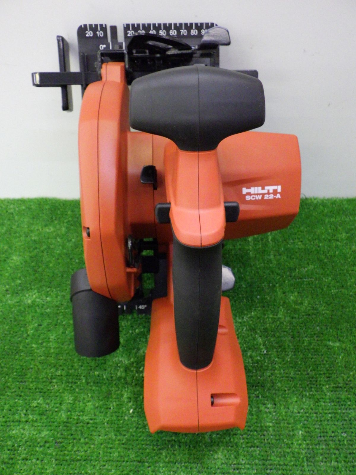 HILTY ヒルティ 充電式丸ノコ SCW22-A 電動工具 DIY 切断機 木工 HILTY ヒルティ 充電式丸ノコ SCW22-A 電動工具 DIY 切断機 木工