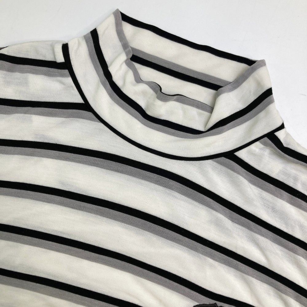 サイズ：M 23区GOLF ニジュウサンクゴルフ  モックネック 長袖Tシャツ ワッペン ボーダー柄 ホワイト系 [240101439654] ゴルフウェア メンズ ストスト サイズ：M 23区GOLF ニジュウサンクゴルフ モックネック 長袖T