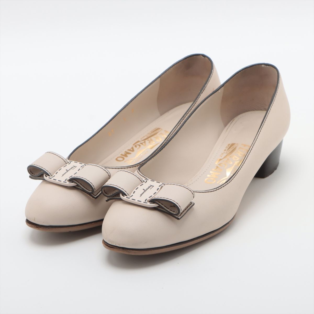 美品　フェラガモ　ヴェラリボン　パンプス 23.5cm 美品】FERRAGAMO ミュール（Salvatore Ferragamo - 美品