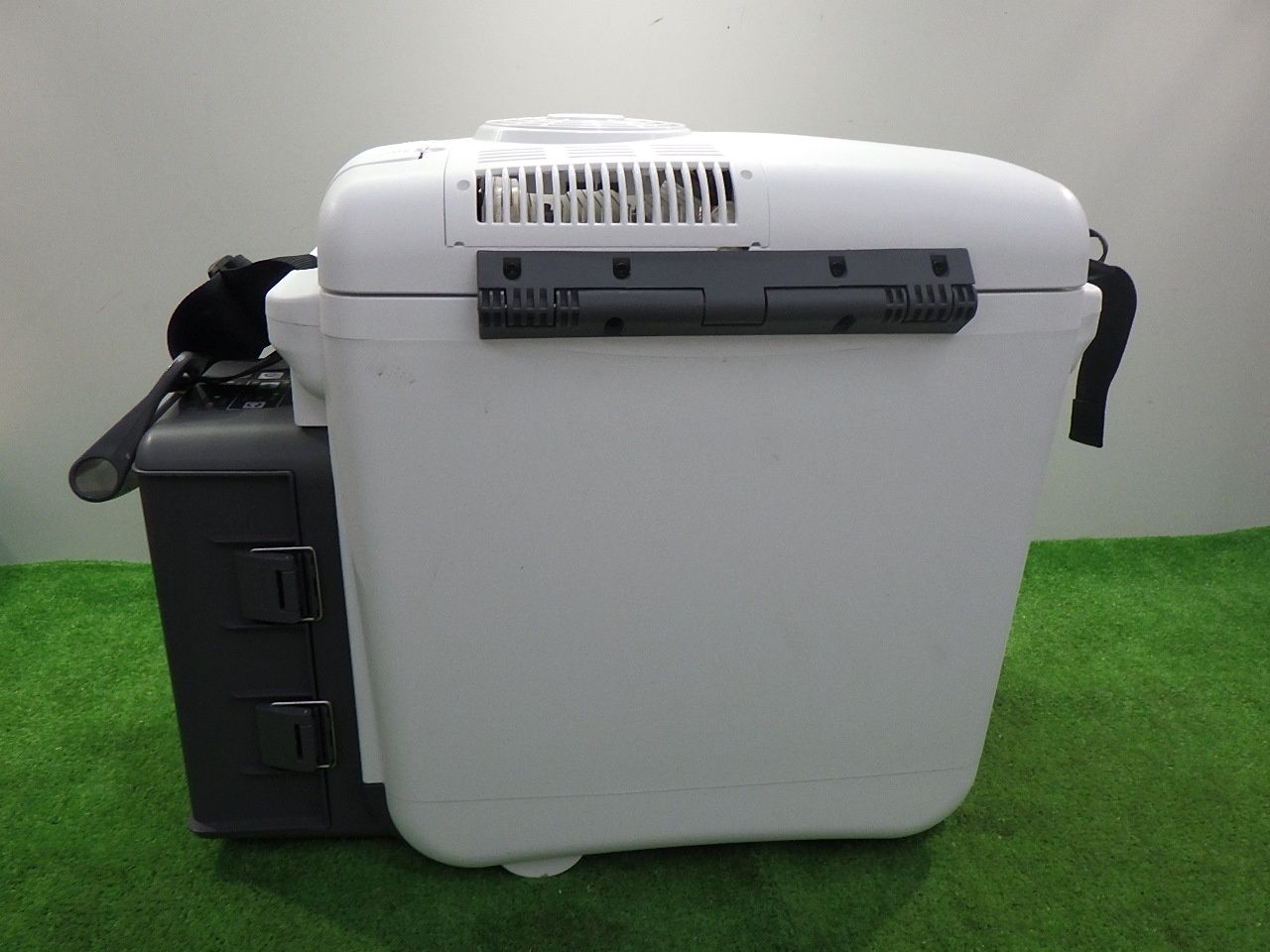HiKOKI(ハイコーキ) 旧日立工機 コードレス冷温庫 電子冷却式 本体のみ