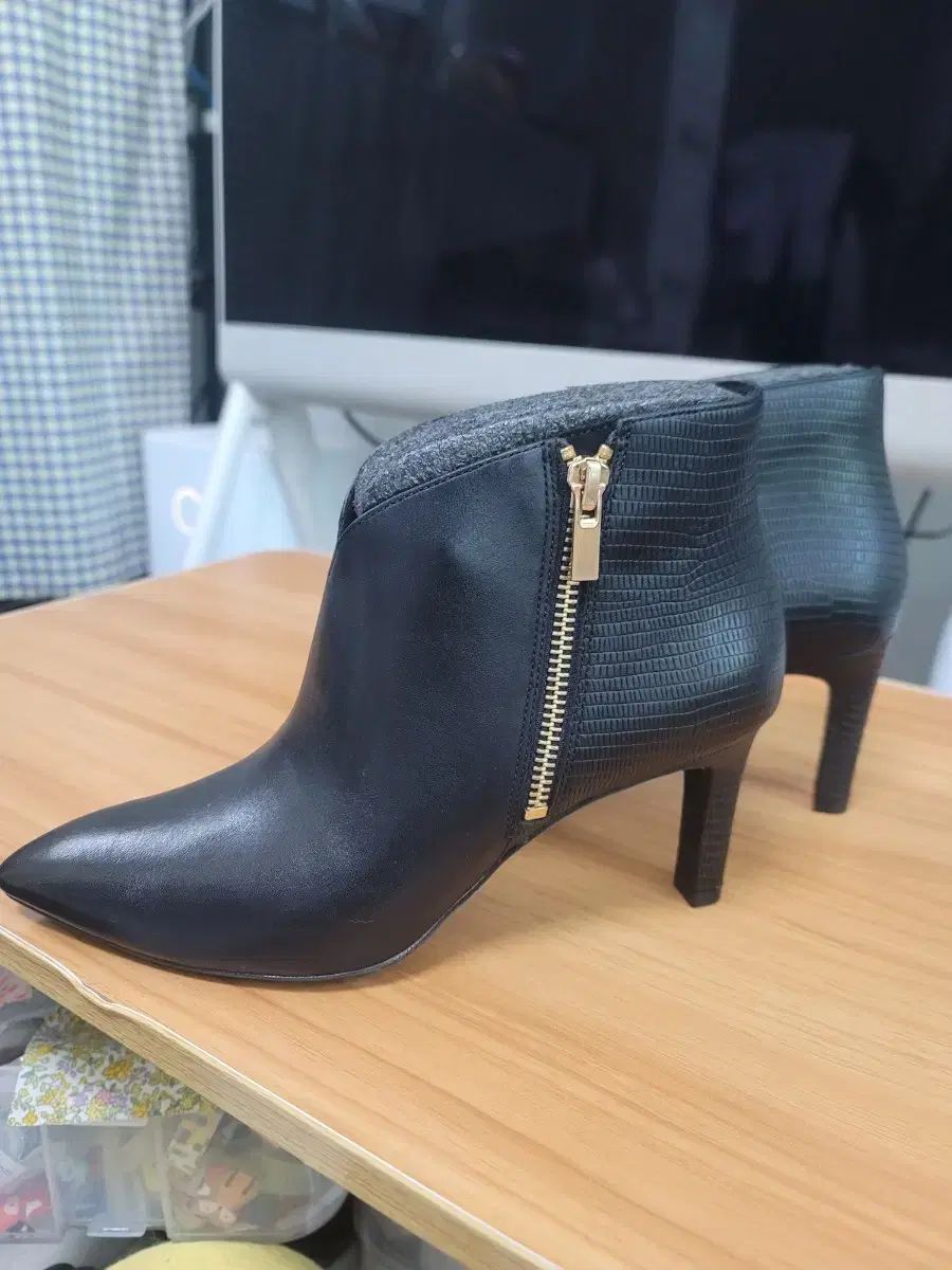 ROCKPORT ロックポート 黒 レディース アンクルブーツ 230