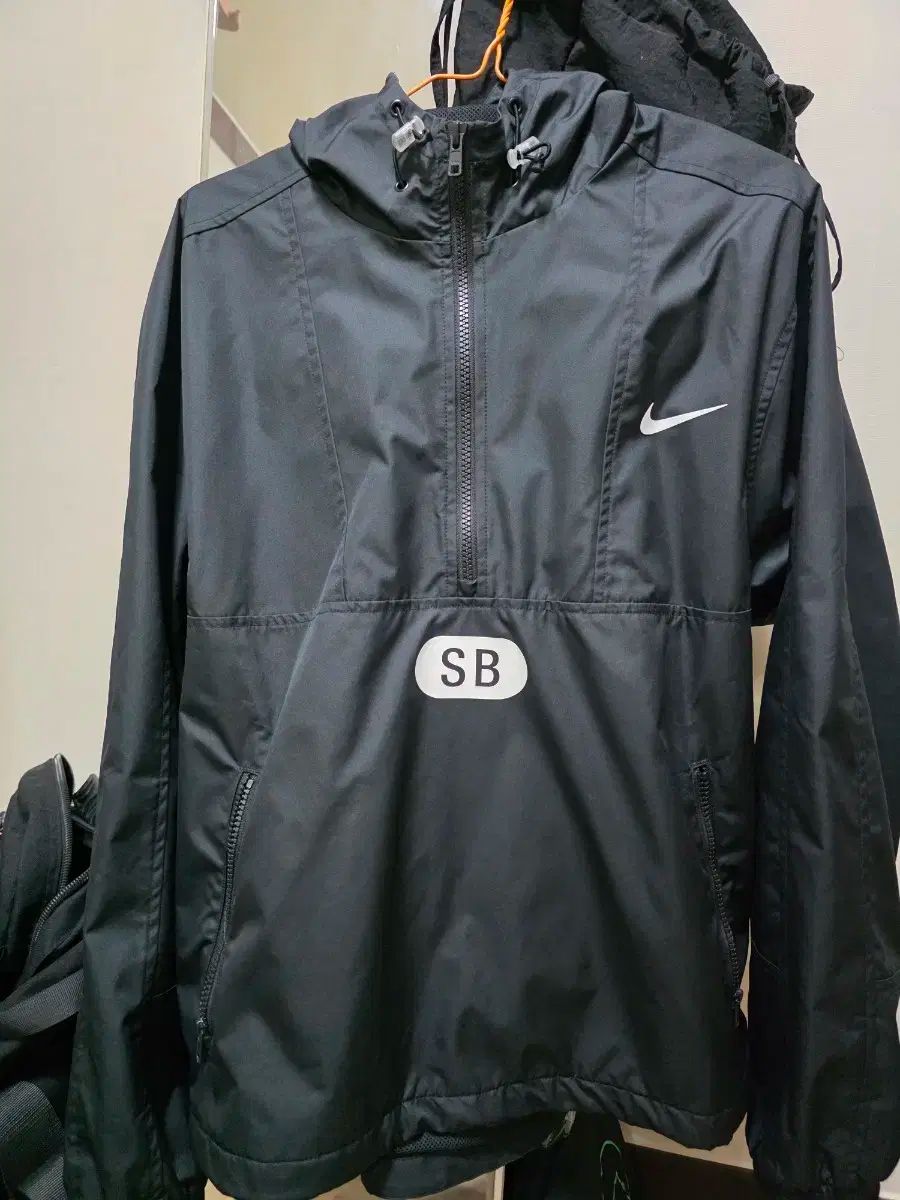 ナイキ SB アノラック ハーフジップフーディー M