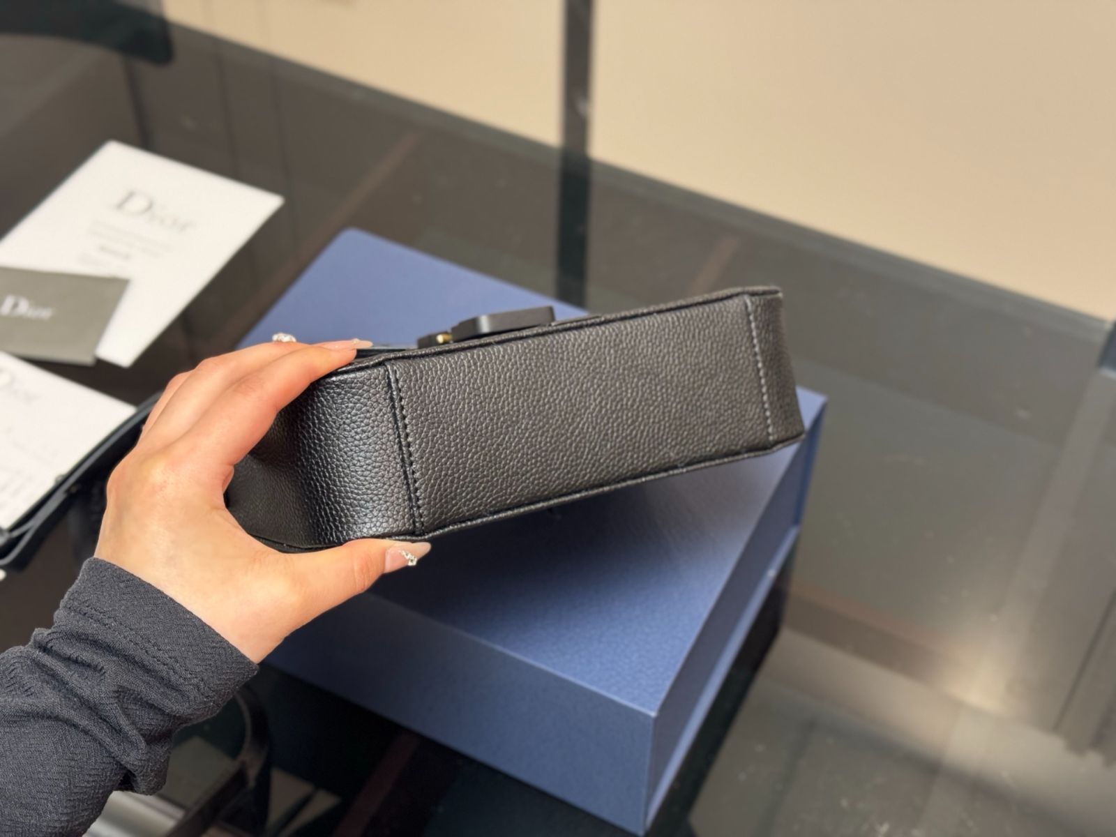 ⭐️極美品⭐️ディオールオム　グラビティレザー　フラップ付きメッセンジャーバッグ DIOR | フラップ付き メッセンジャーバッグ ディオール