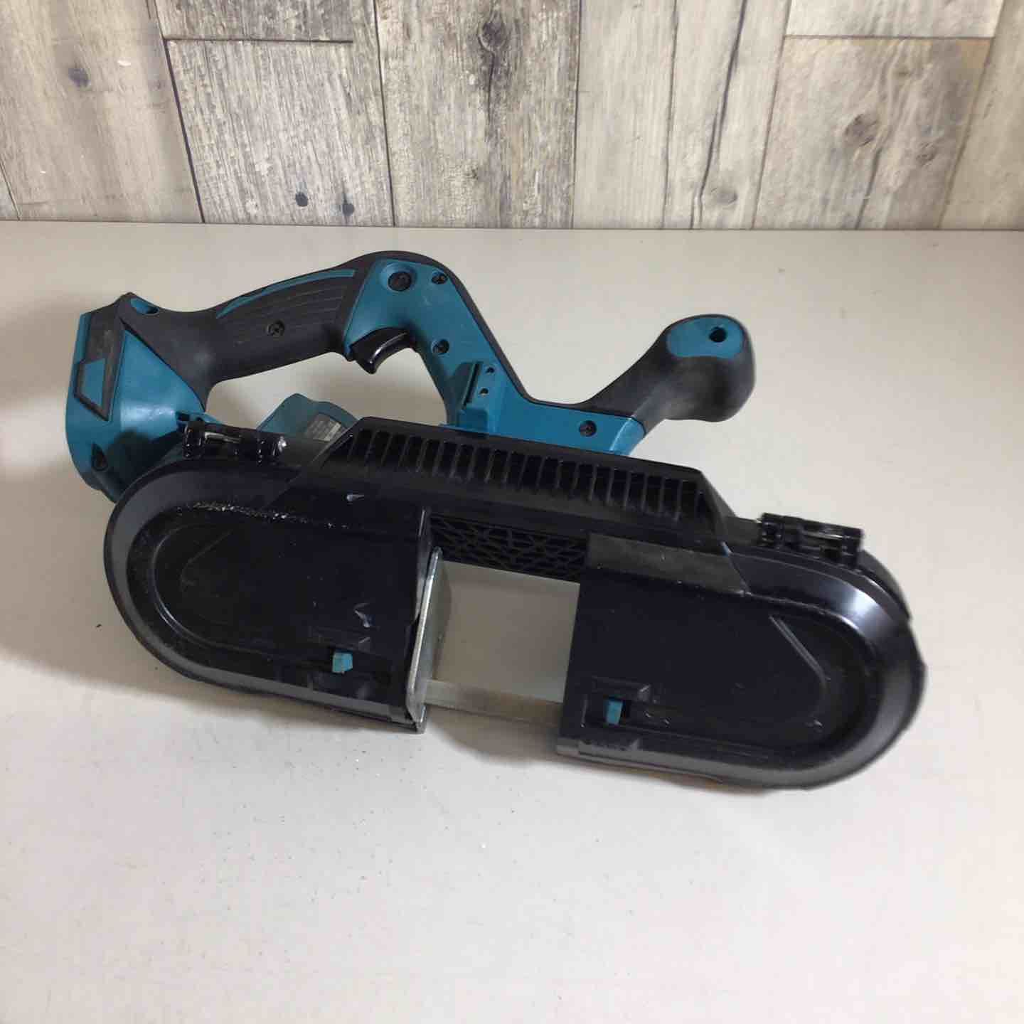 18goマキタ(makita) コードレスバンドソー PB181DZ ノコ刃周速(m