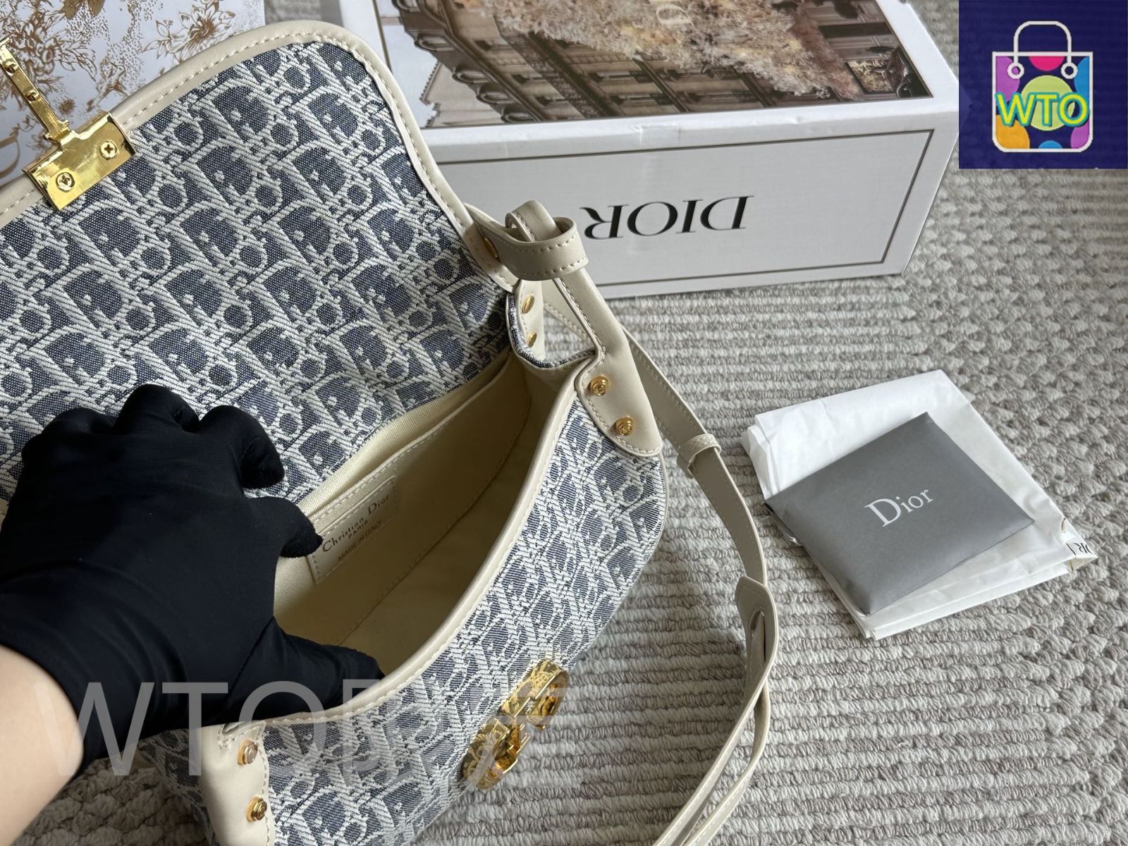 今日特価】Dior ディオール メッセンジャーバッグ シリーズ 軽量