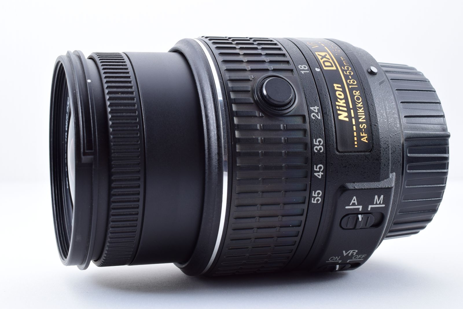 新品級の超美品・純正フード付き】Nikon ニコン AF-S DX NIKKOR 18-