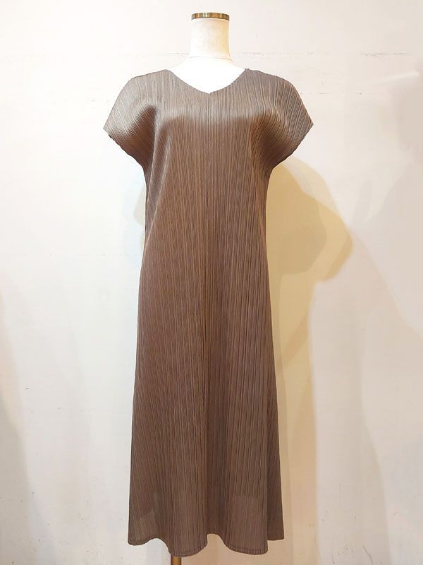 公式正規取扱い MN Knit Factory エムエヌ ニットファクトリー women s プリーツドレス MOCHA