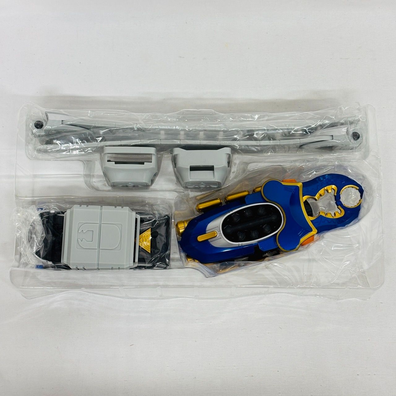 BANDAI - DXガタックゼクター　仮面ライダーカブト　変身ベルト 71VO8cTvGrL._UF894,1000_QL80_.jpg